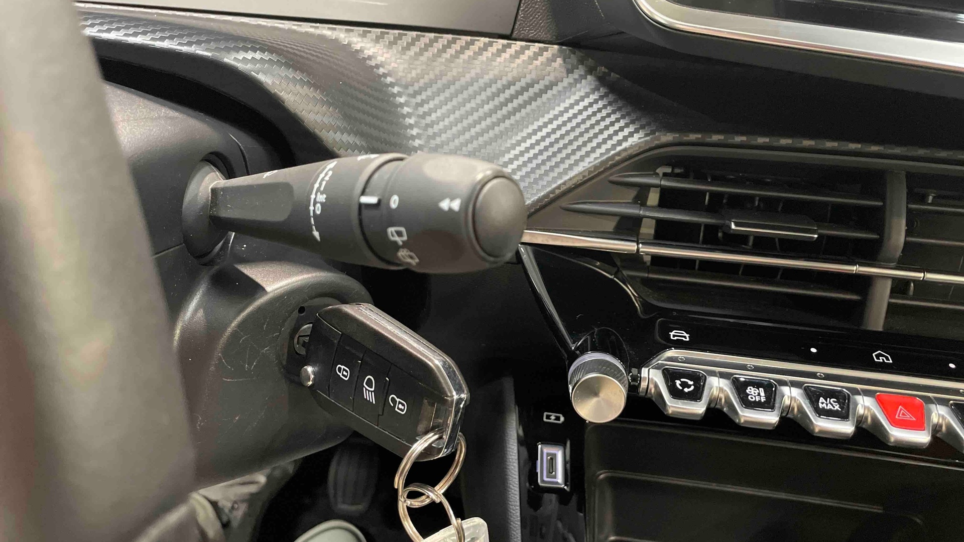 PEUGEOT 208 100 S&S BVM6 Style