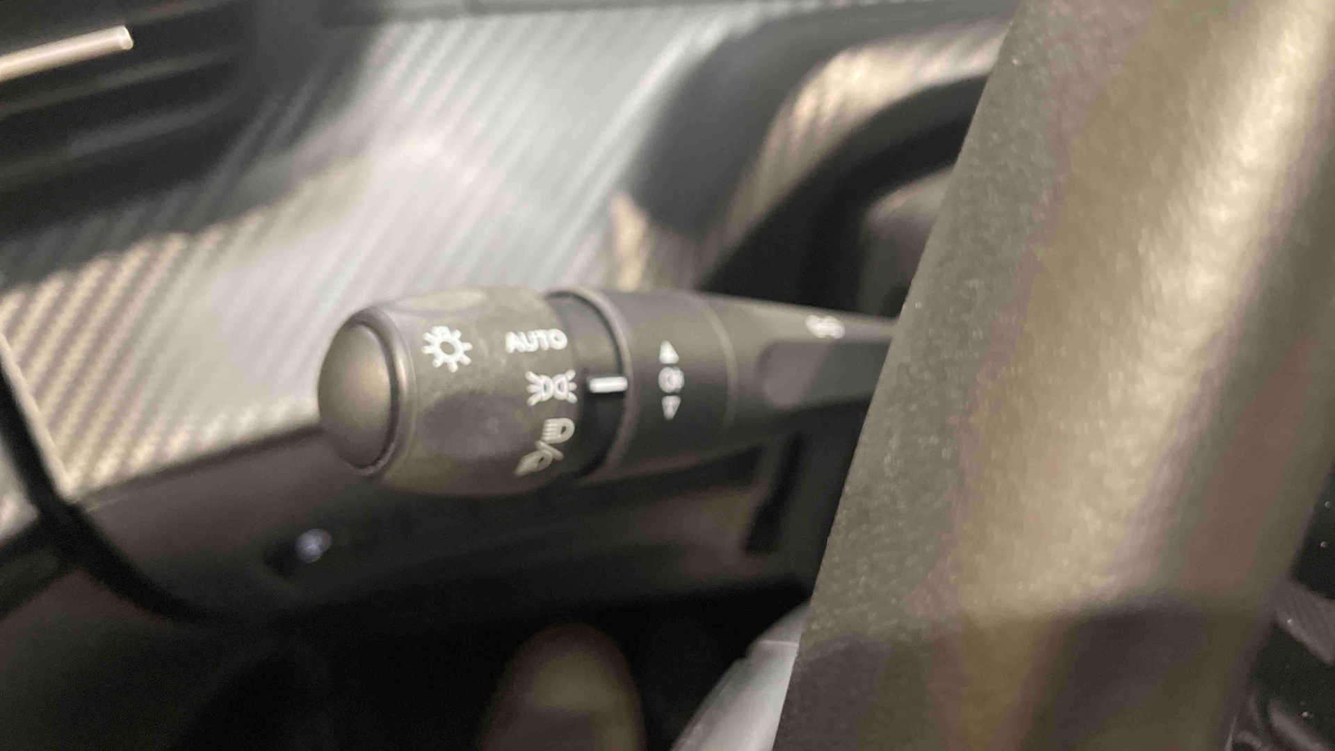 PEUGEOT 208 100 S&S BVM6 Style