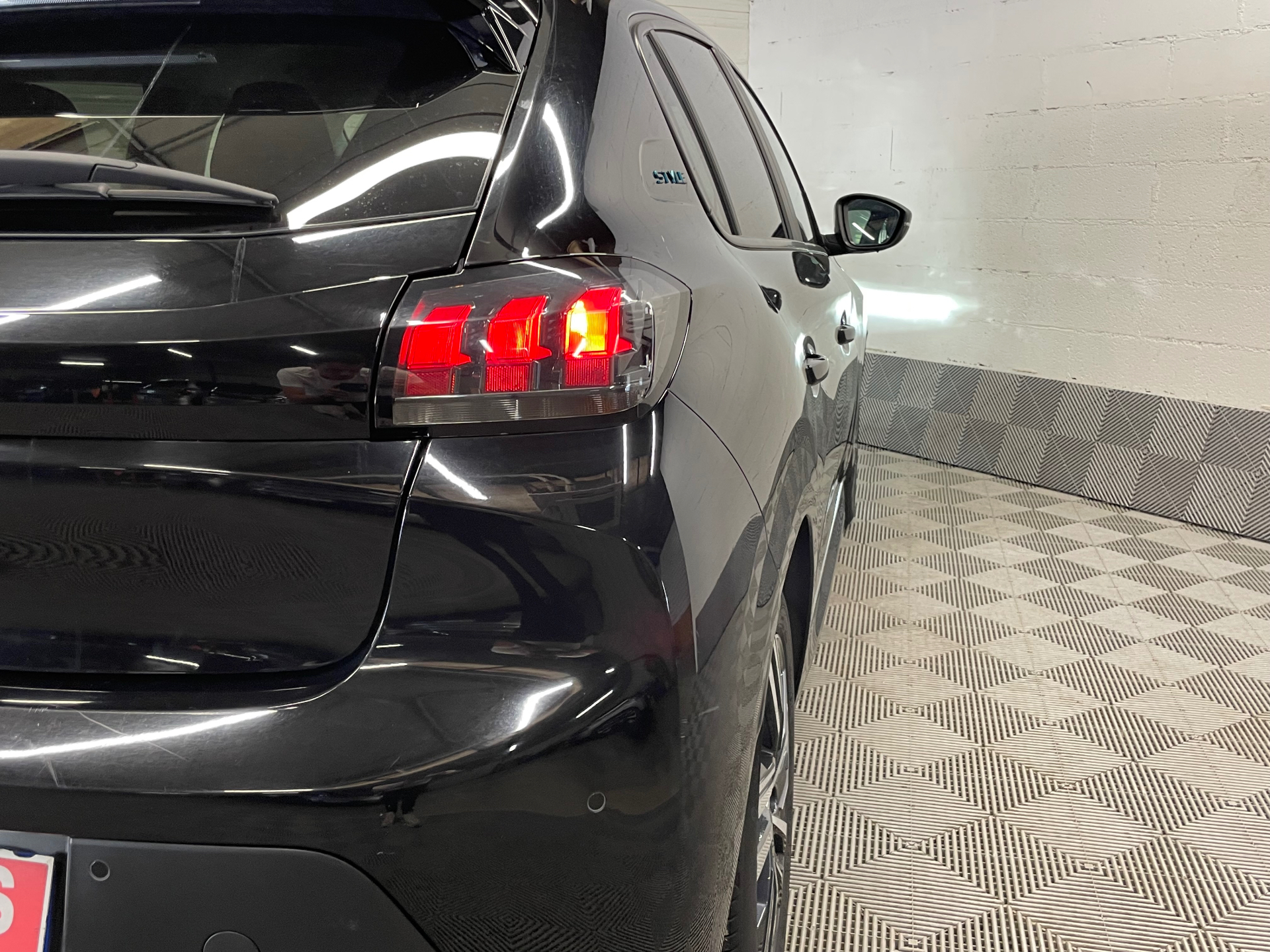 PEUGEOT 208 PureTech 75 S&S BVM5 Style