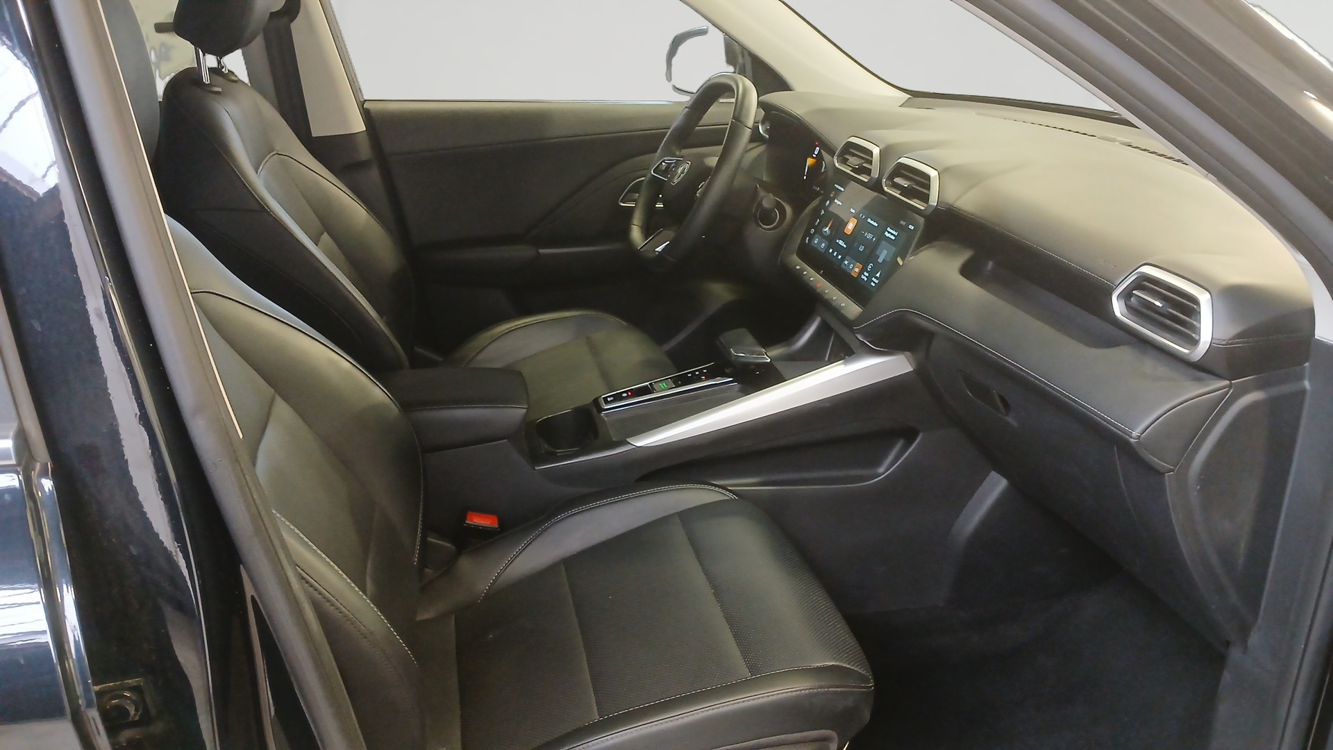 MG ZS 1.5 L Hybrid+ 197 ch Luxury