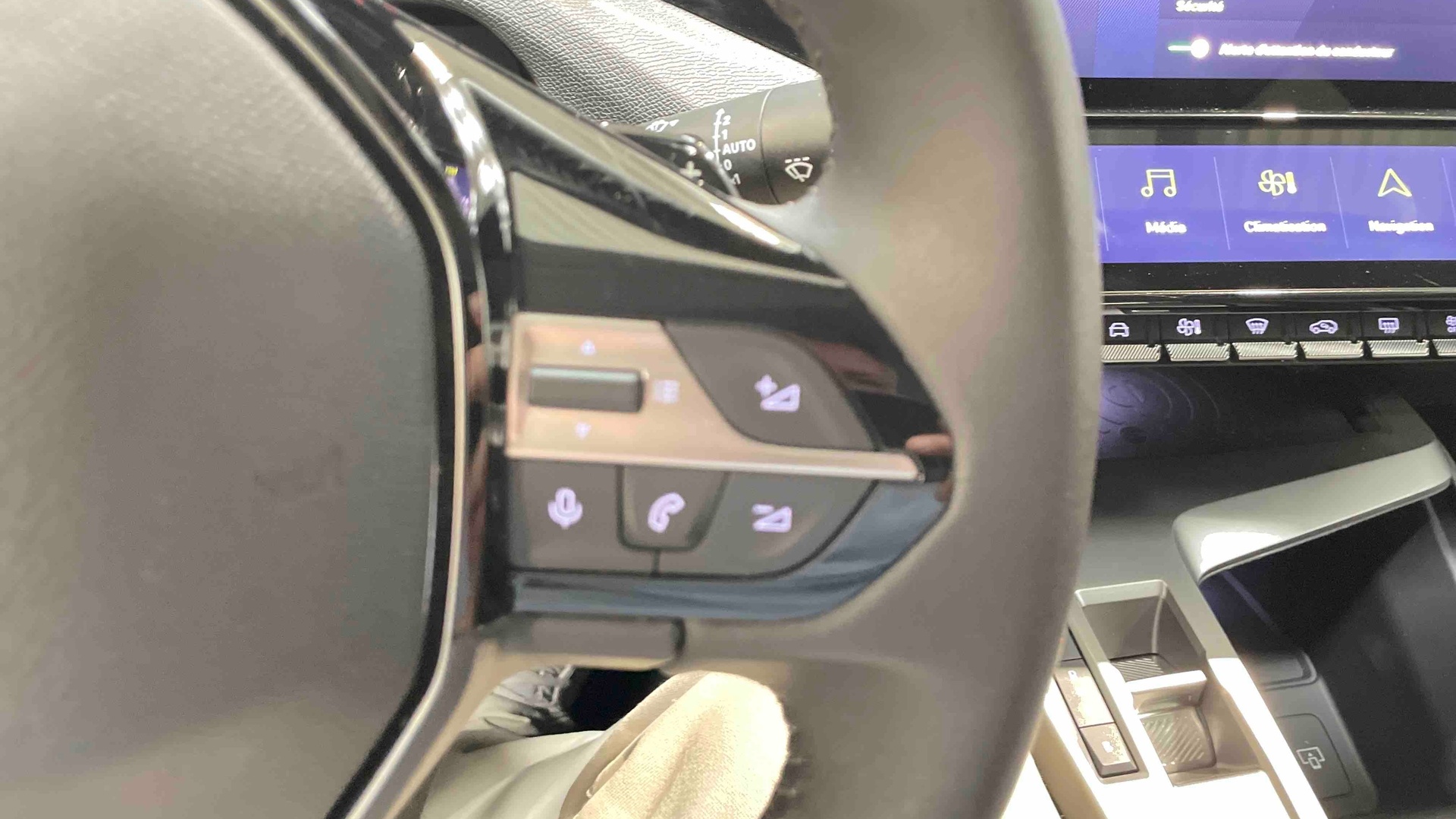 PEUGEOT 308 PHEV 180 e-EAT8 Allure Pack - 5P