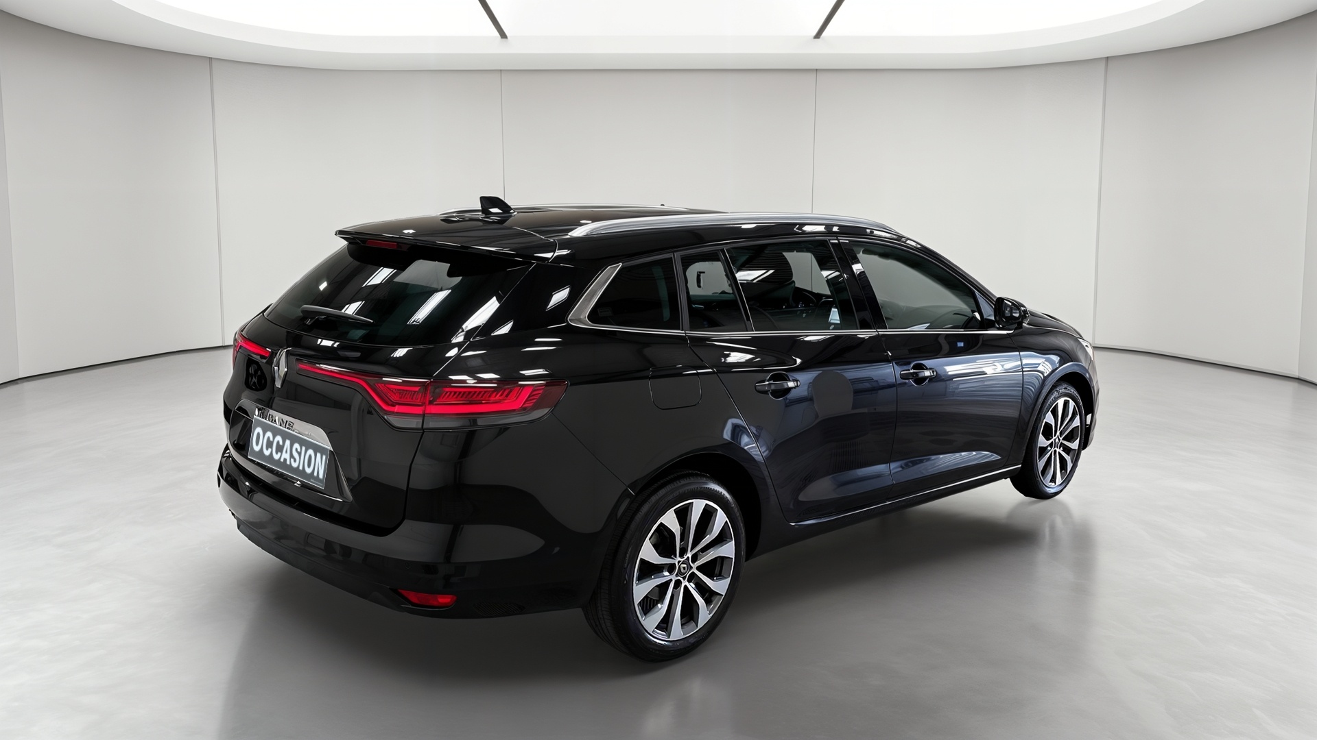 RENAULT MEGANE IV ESTATE TCe 140 EDC Techno
