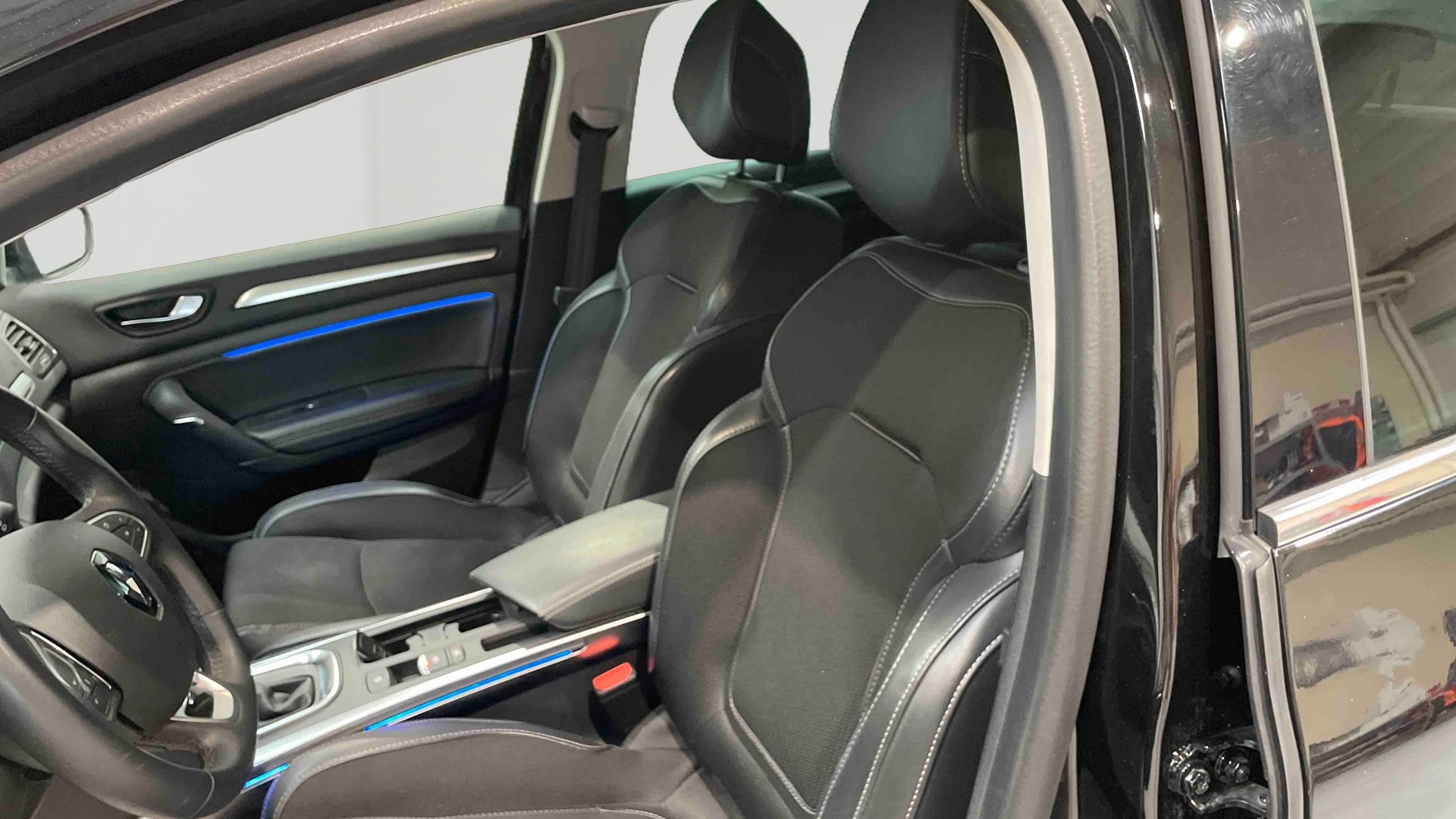 RENAULT MEGANE IV BERLINE TCe 140 EDC Techno