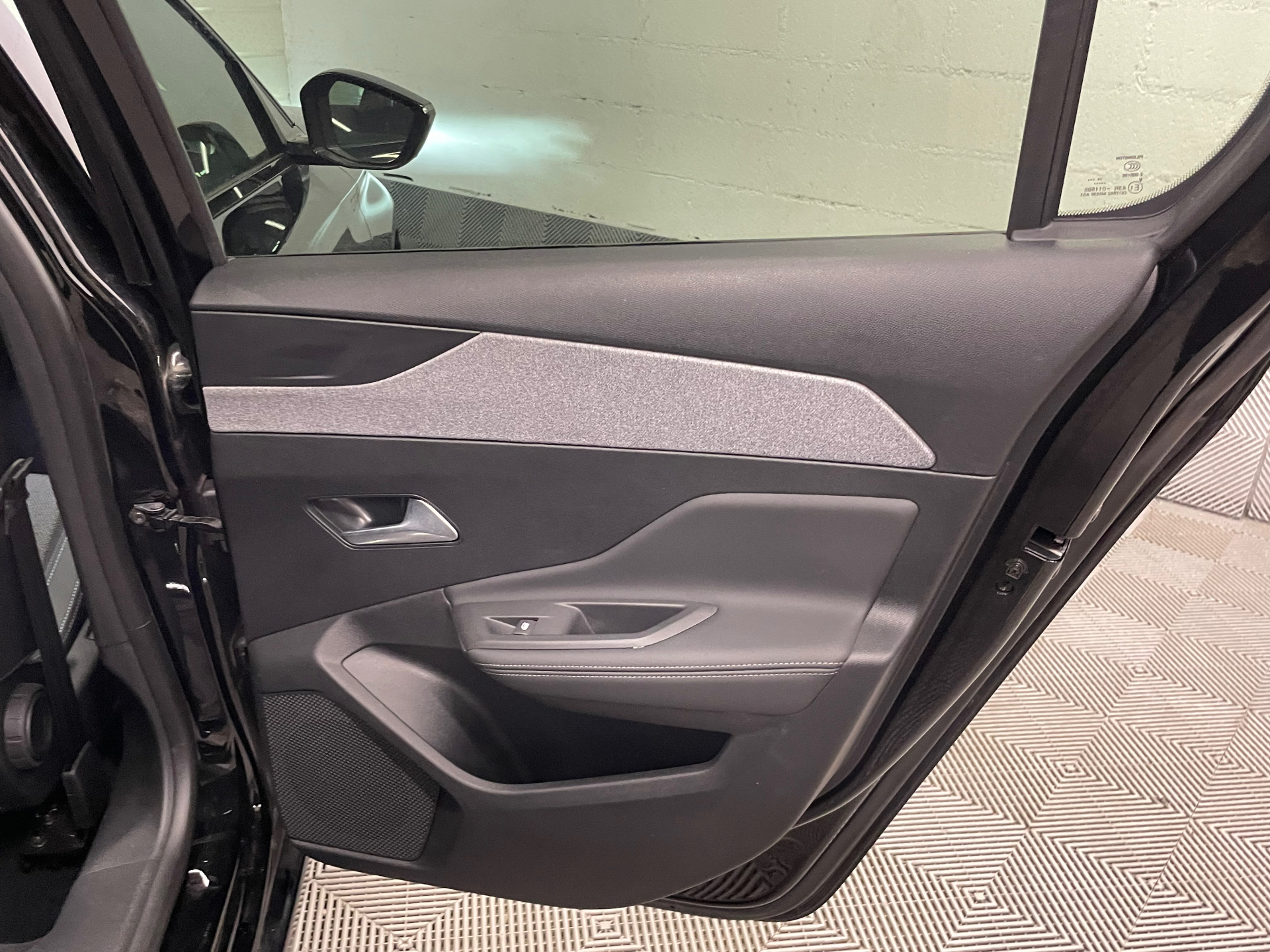 PEUGEOT 308 Hybrid 136 e-DCS6 Allure