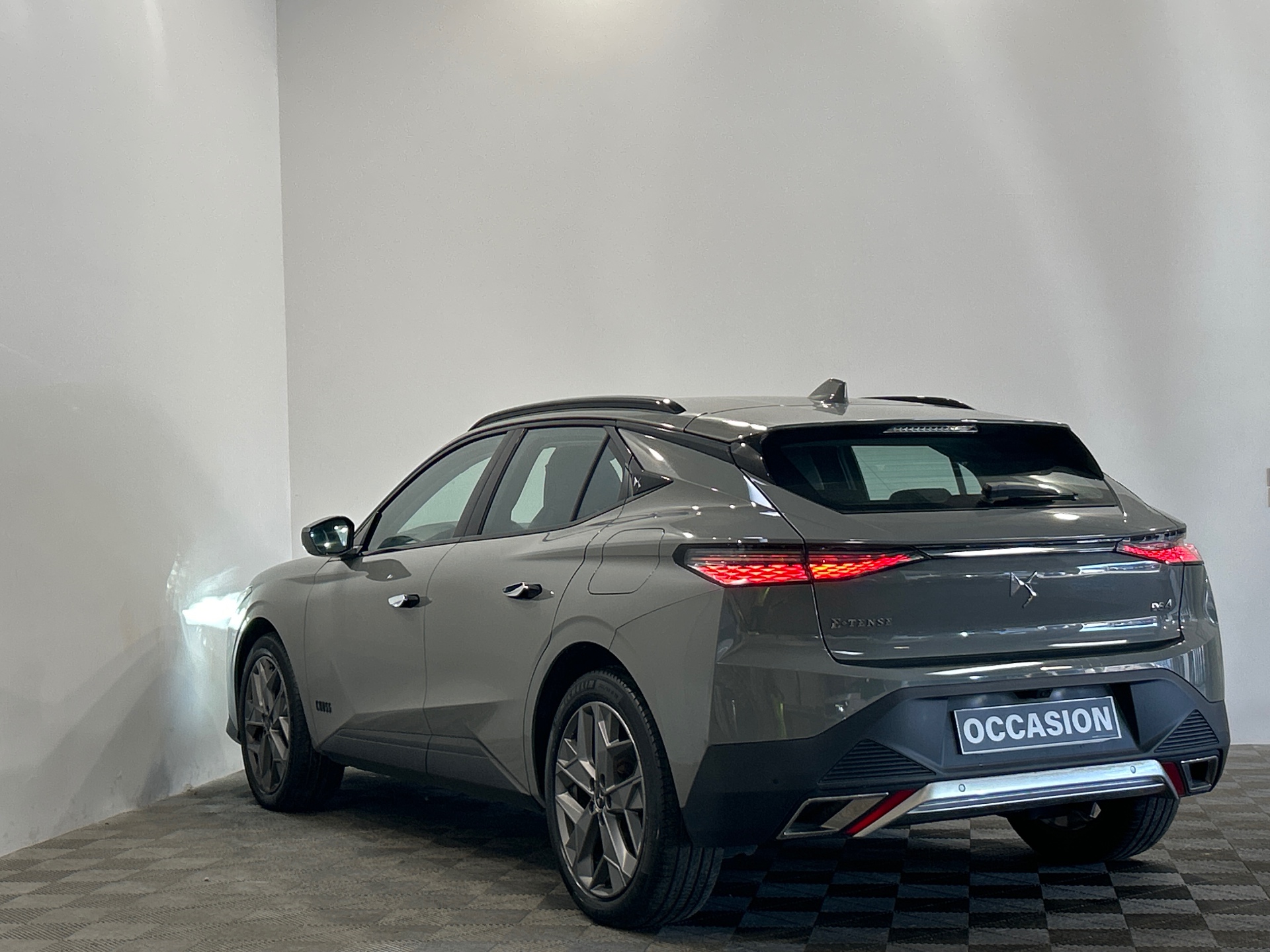 DS DS 4 E-TENSE 225 CROSS TROCADERO