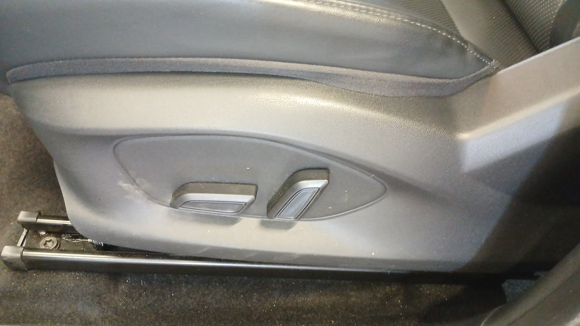 MG ZS 1.5 L Hybrid+ 197 ch Luxury