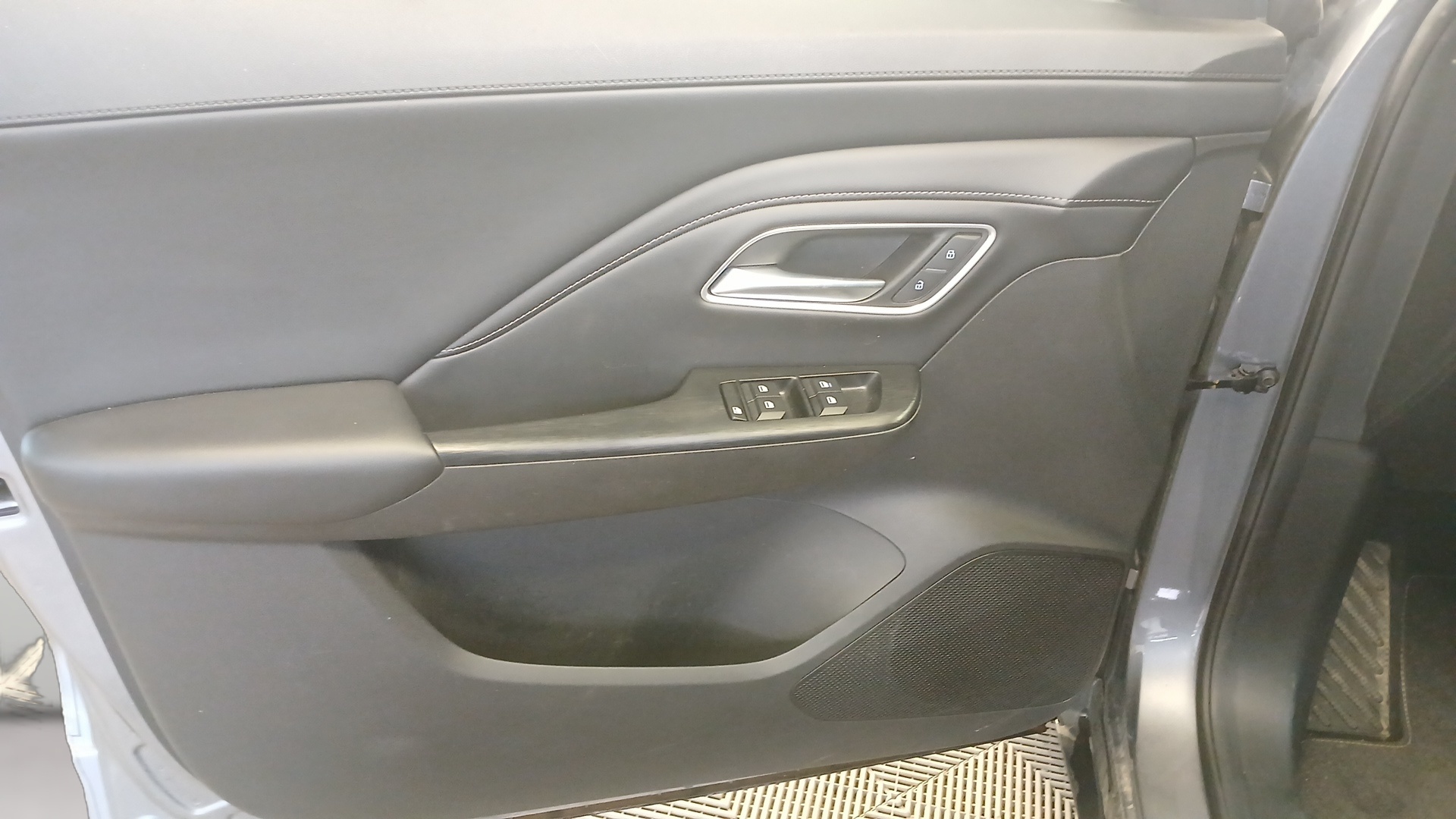 MG ZS 1.5 L Hybrid+ 197 ch Luxury