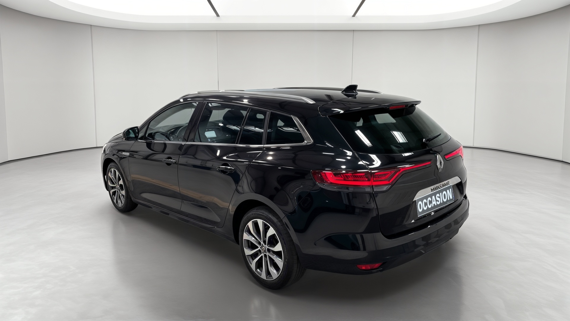 RENAULT MEGANE IV ESTATE TCe 140 EDC Techno