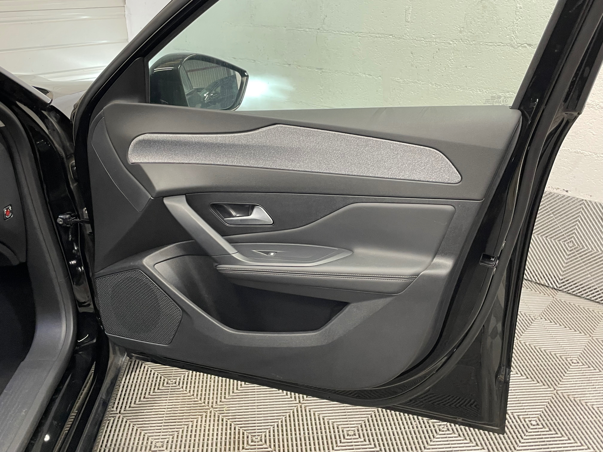 PEUGEOT 308 Hybrid 136 e-DCS6 Allure