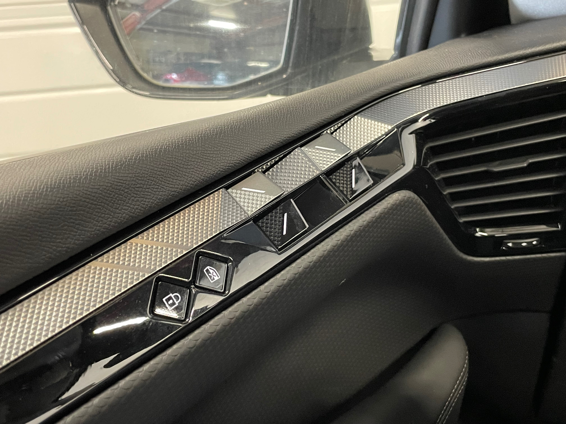 DS DS 4 Hybride E-Tense 225 EAT8 Cross Trocadero