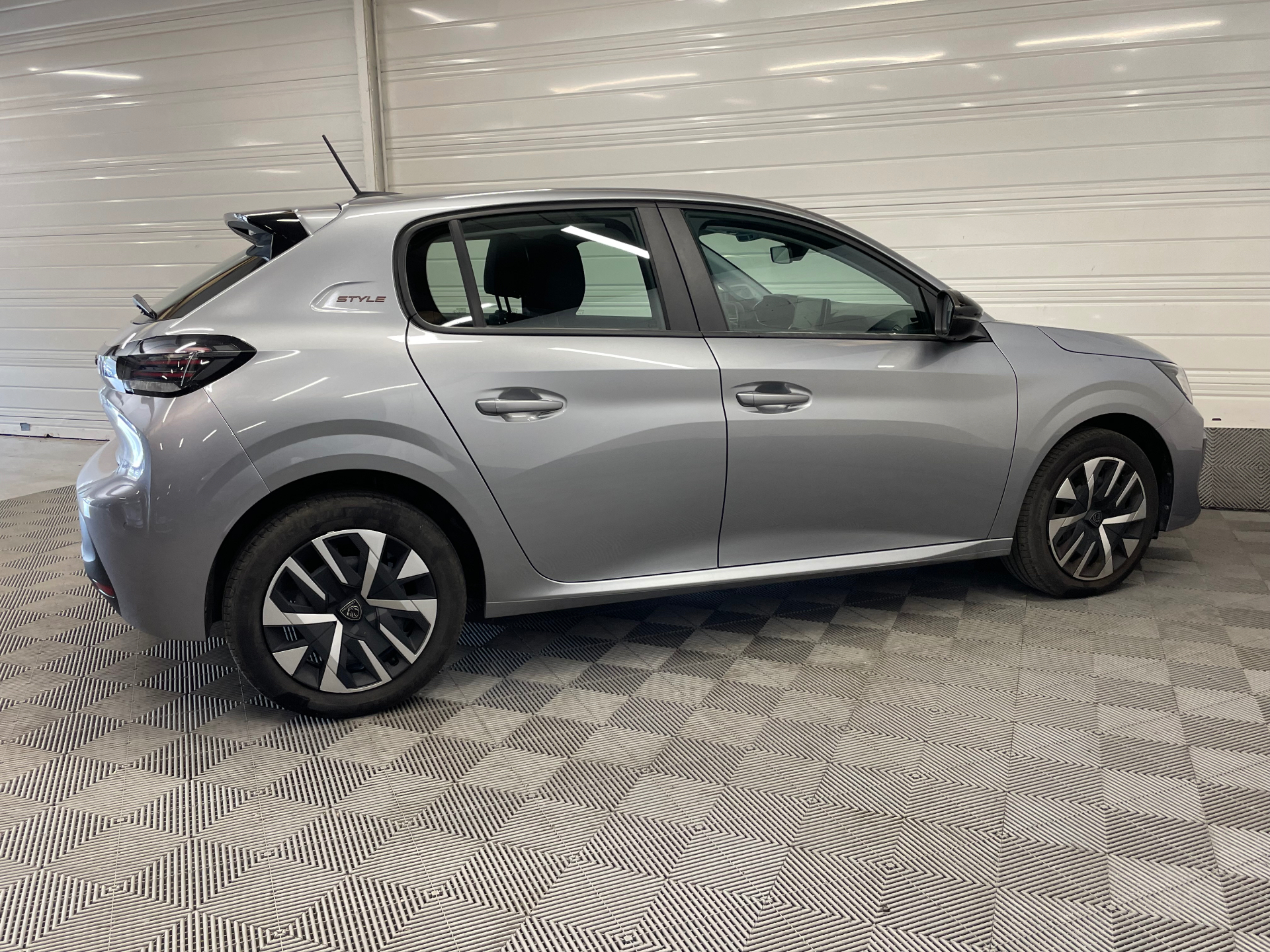 PEUGEOT 208 100 S&S BVM6 Style