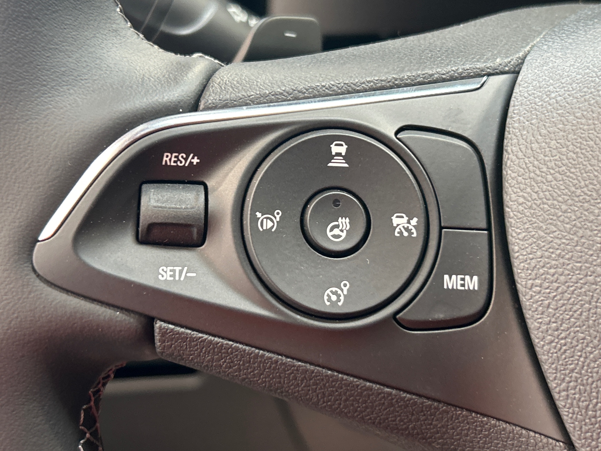 OPEL GRANDLAND GS Hybride Rechargeable 225 ch
