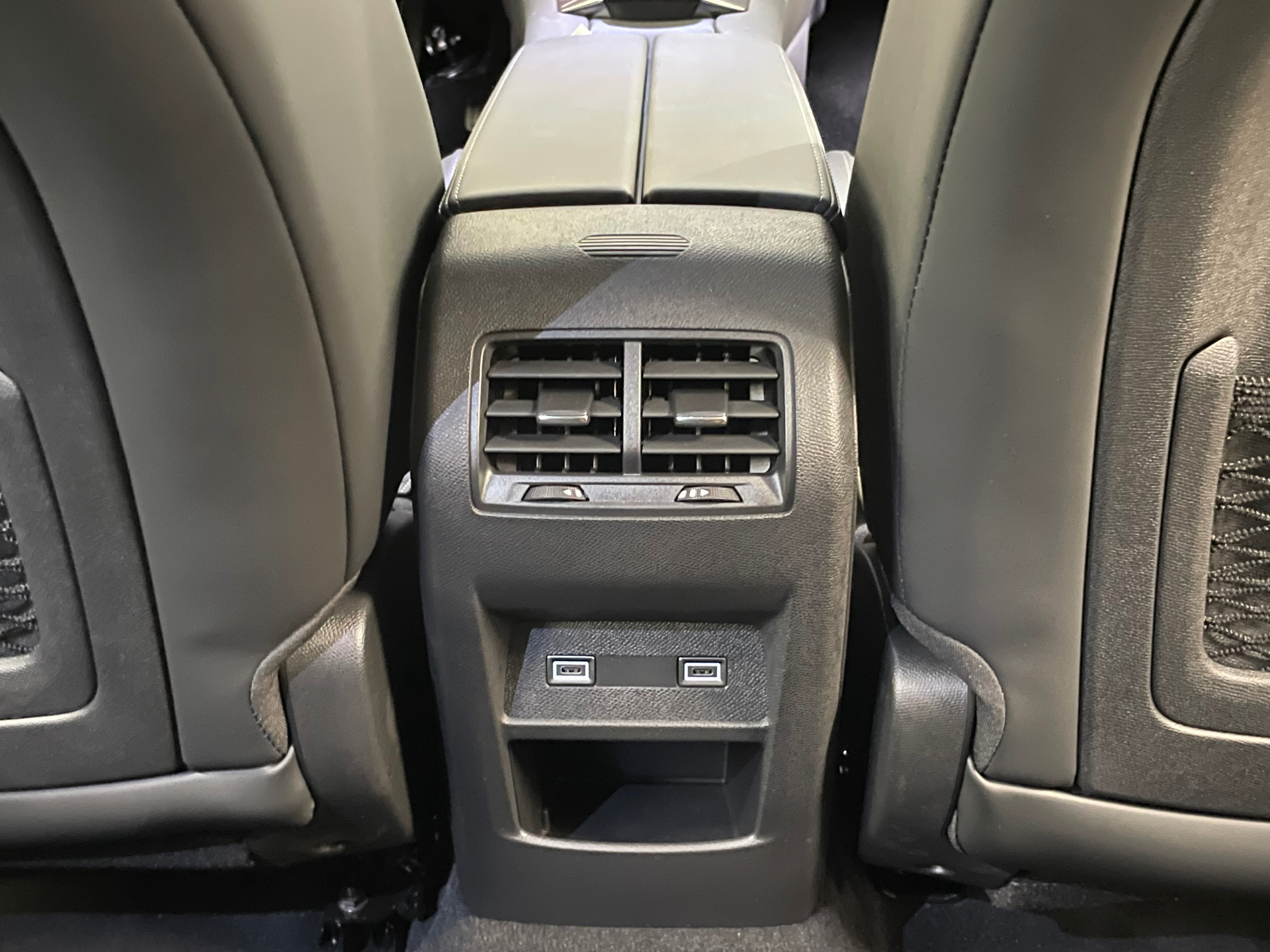 DS DS 4 Hybride E-Tense 225 EAT8 Cross Trocadero