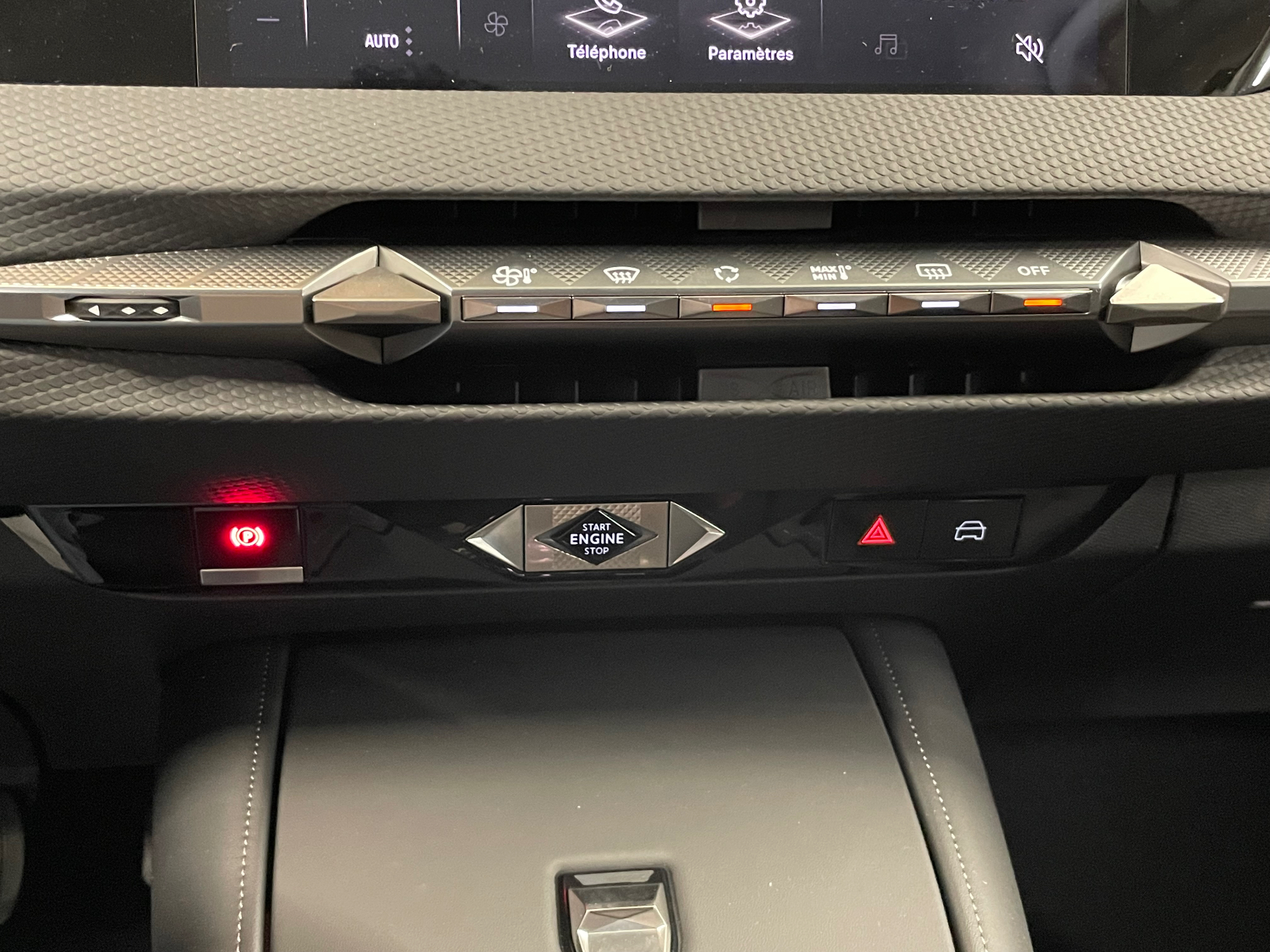 DS DS 4 Hybride E-Tense 225 EAT8 Cross Trocadero