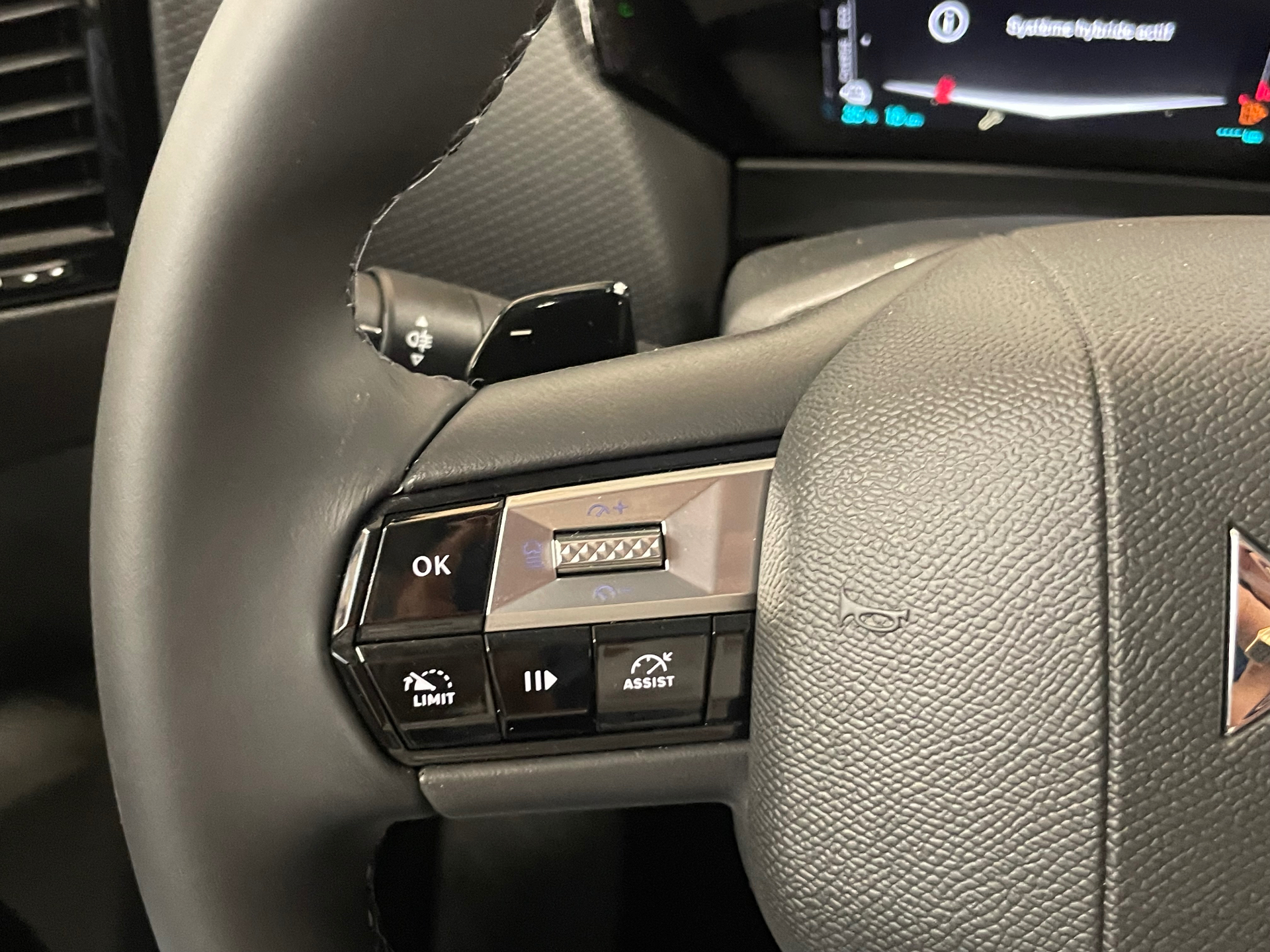 DS DS 4 Hybride E-Tense 225 EAT8 Cross Trocadero