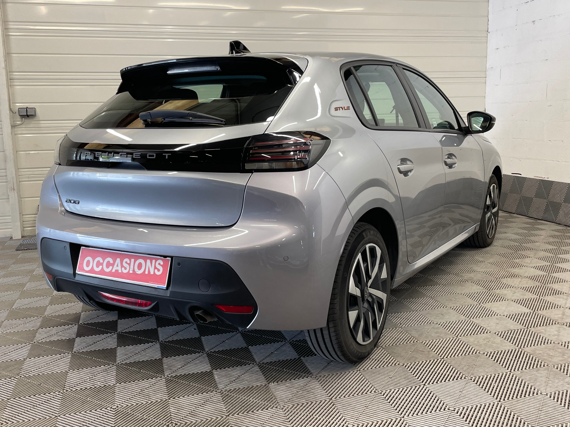 PEUGEOT 208 100 S&S BVM6 Style