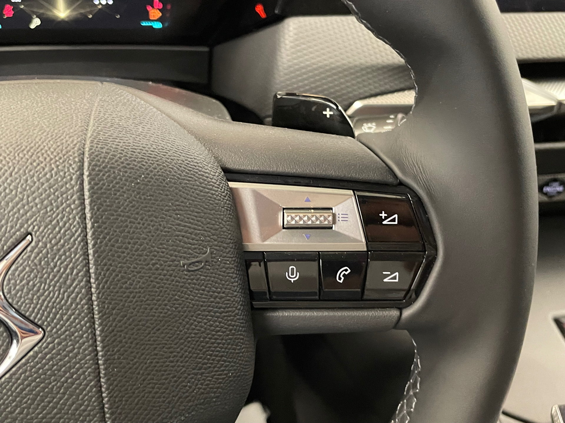 DS DS 4 Hybride E-Tense 225 EAT8 Cross Trocadero