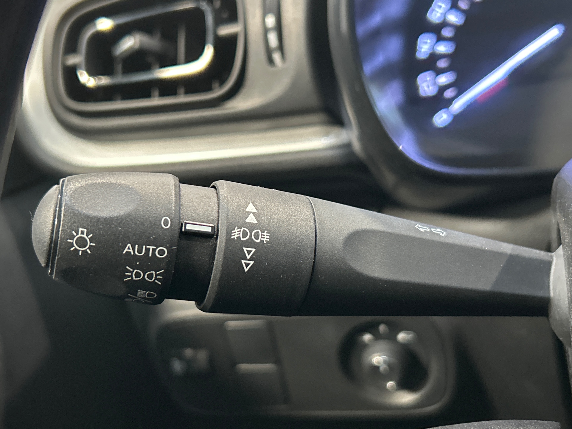 CITROEN C3 PureTech 110 BVM6 Plus