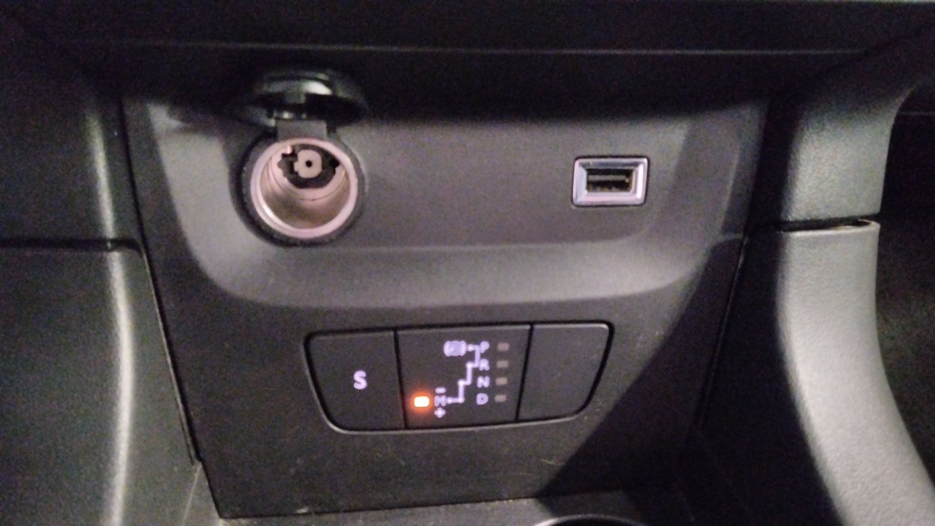 CITROEN C3 PureTech 110 S&S EAT6 Shine