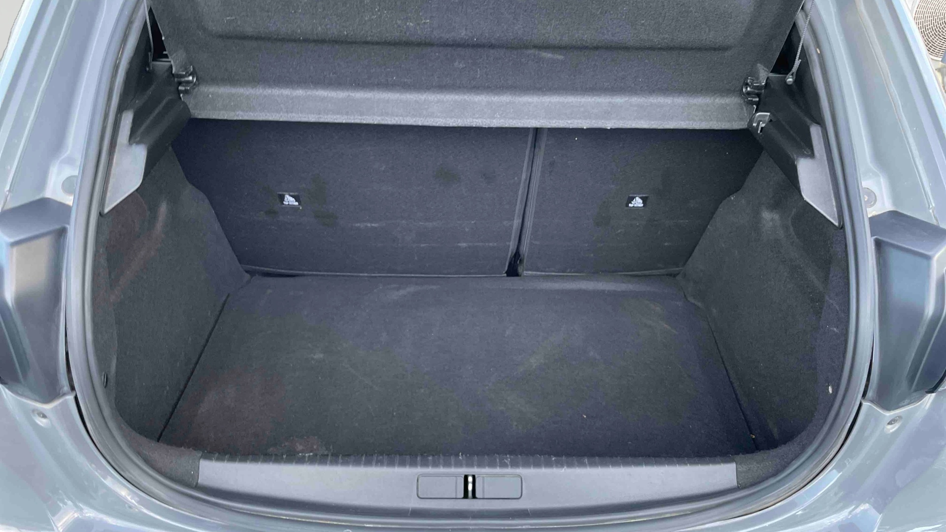 PEUGEOT 208 PureTech 100 S&S BVM6 Allure