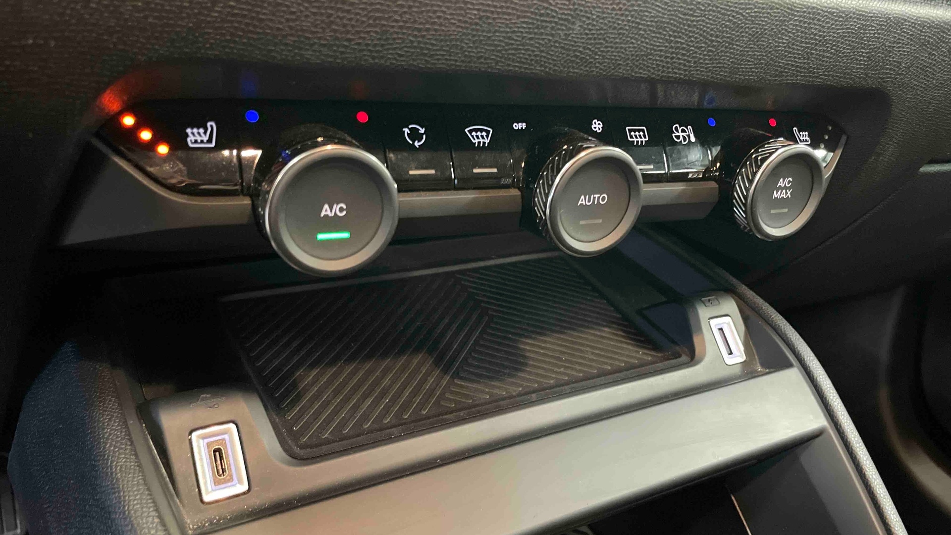 CITROEN C4 PureTech 130 BVM6 Plus