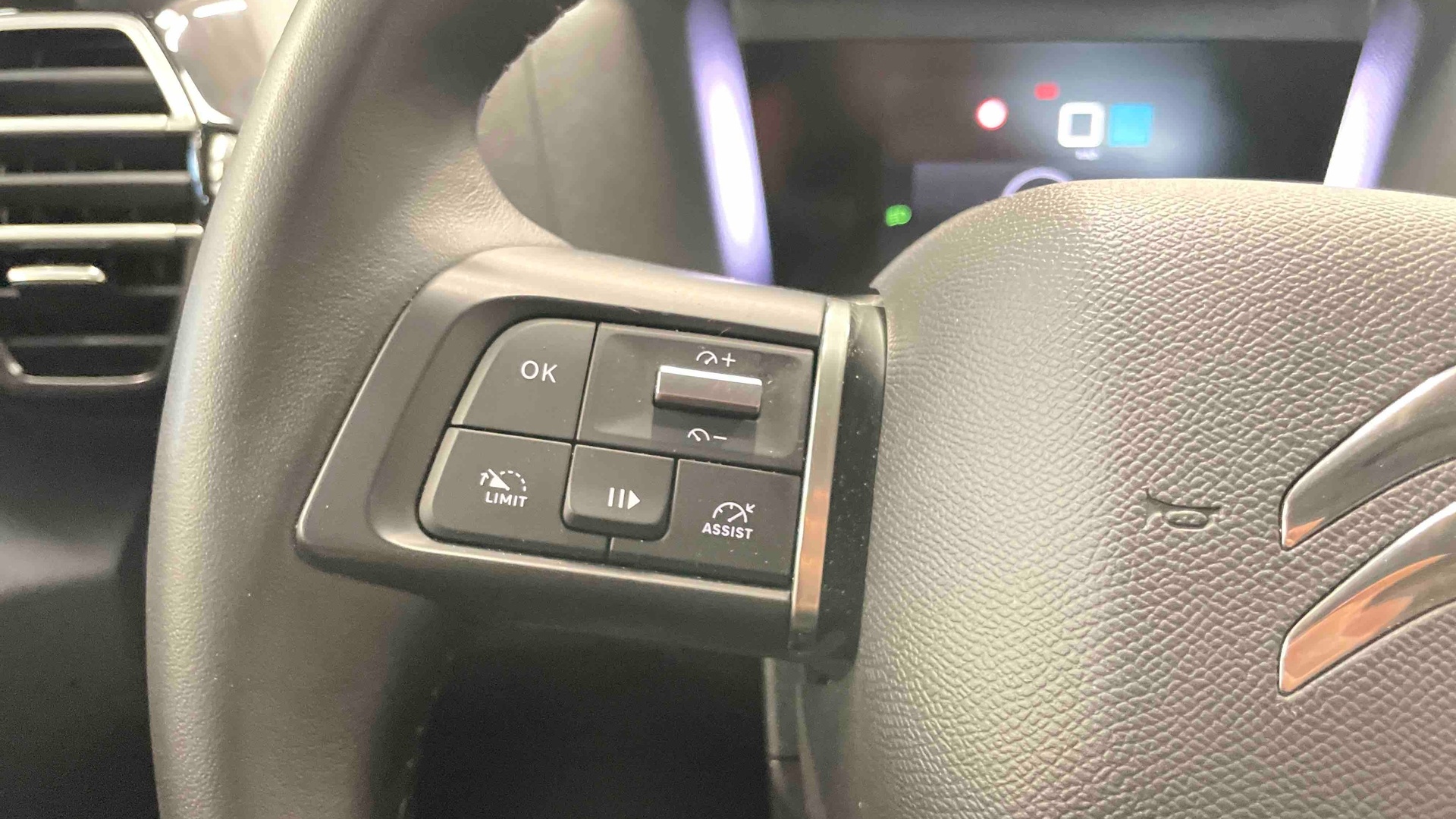 CITROEN C4 PureTech 130 BVM6 Plus