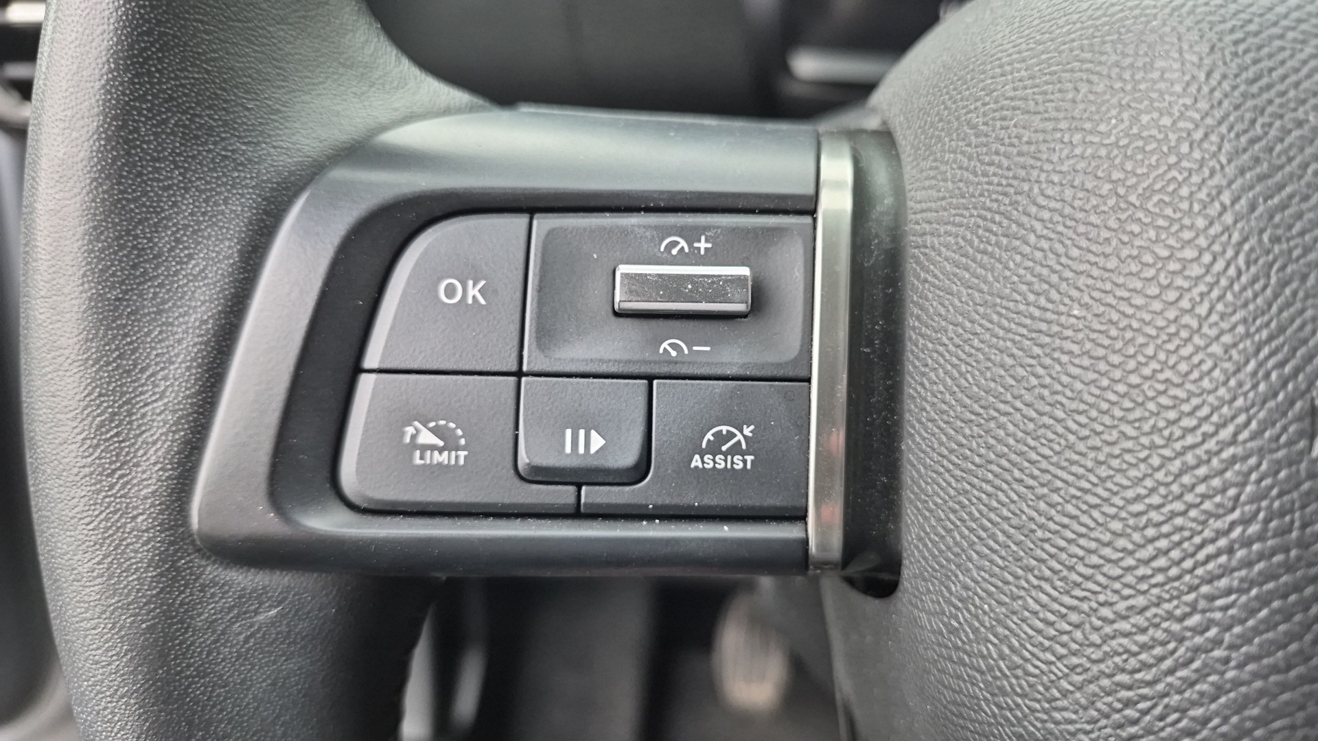 CITROEN C4 PURETECH 130CH.BVM PLUS