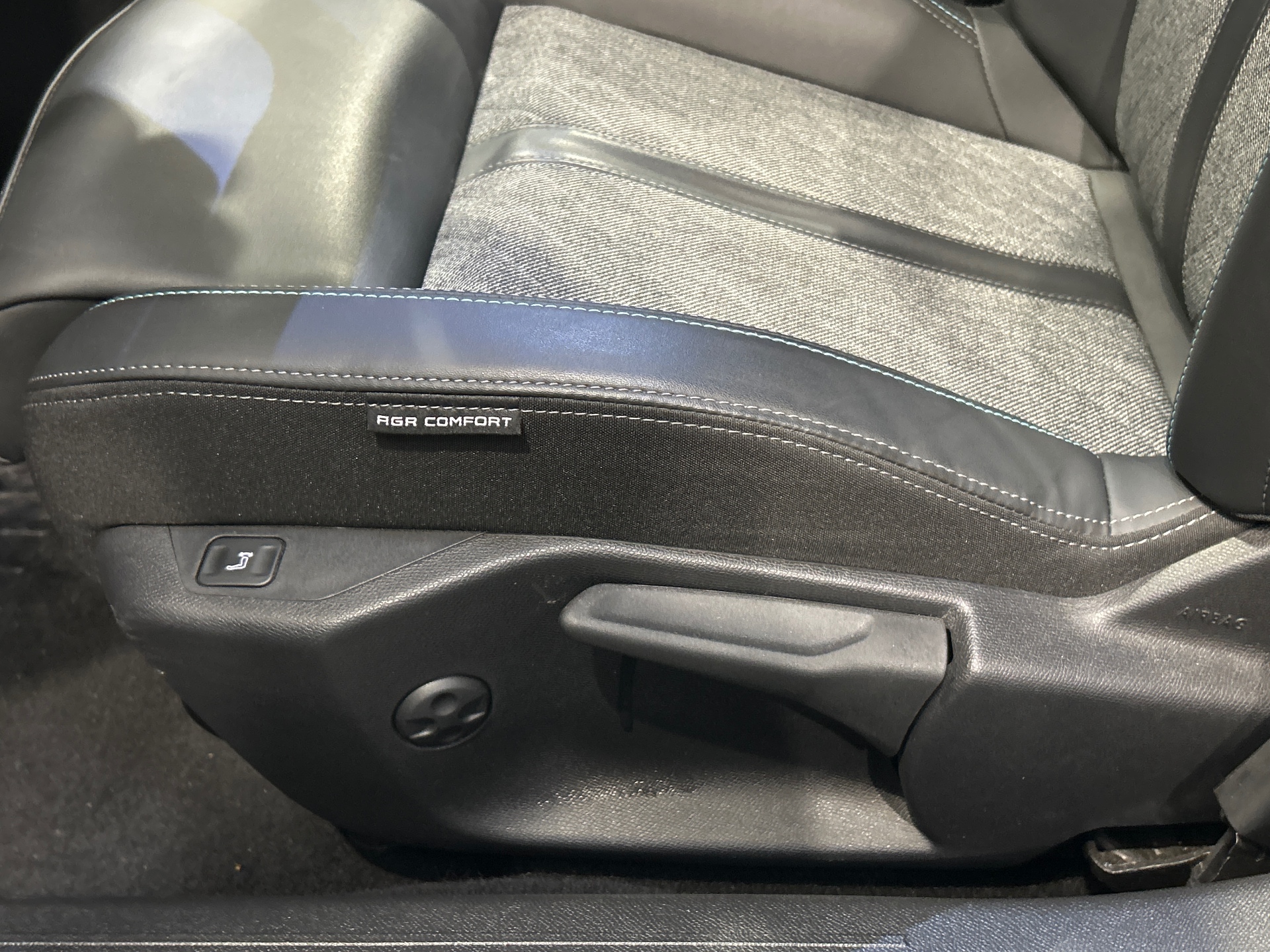 PEUGEOT 408 ALLURE PURETECH 130 S&S EAT8
