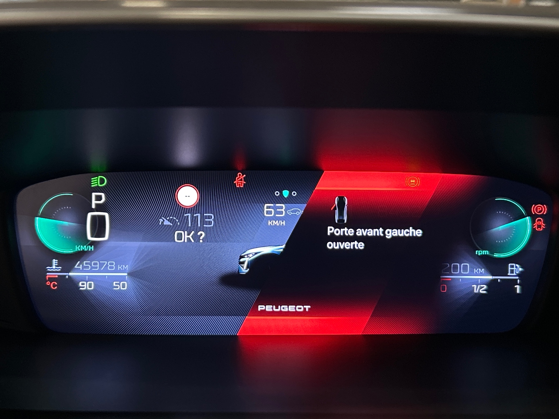 PEUGEOT 408 ALLURE PURETECH 130 S&S EAT8
