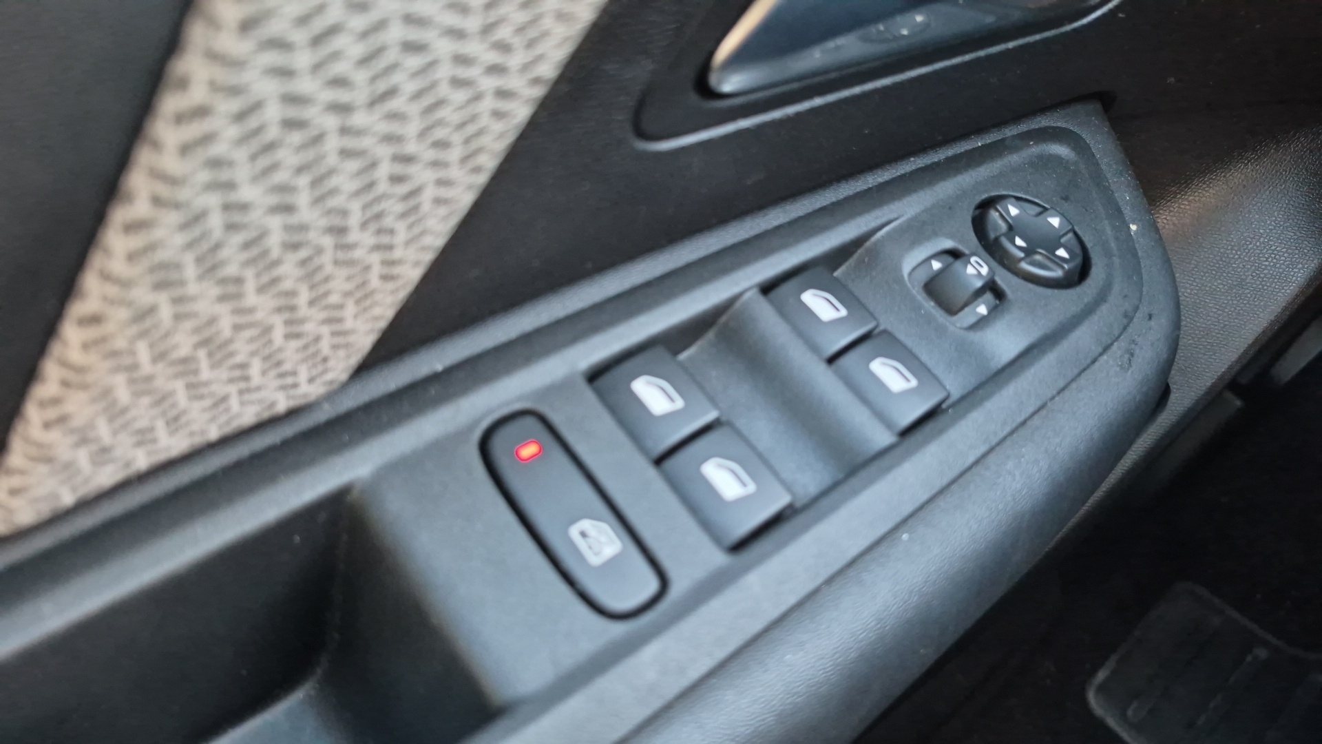 CITROEN C4 PURETECH 130CH.BVM PLUS