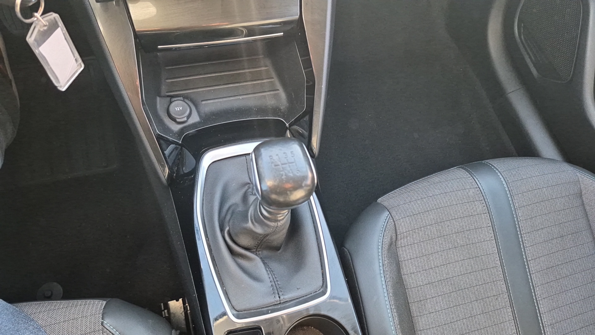 PEUGEOT 208 ALL PT100 BVM