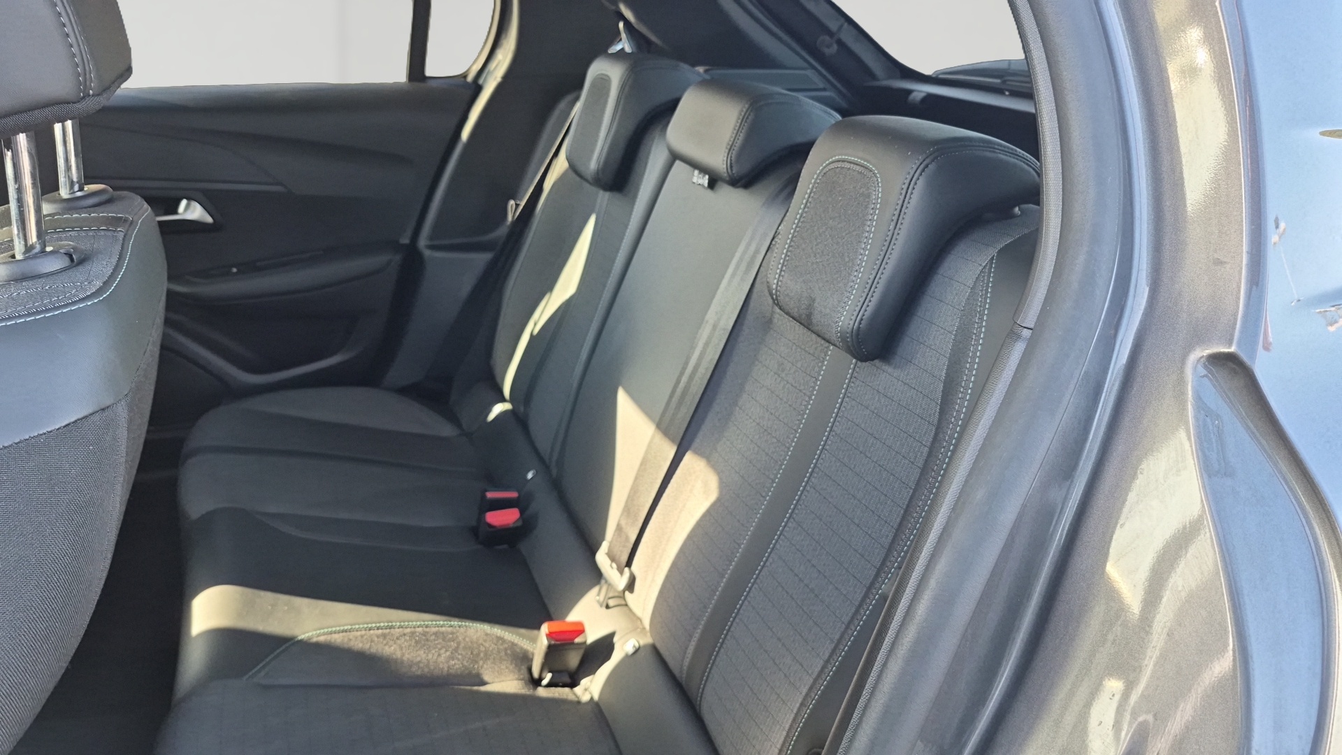 PEUGEOT 208 ALL PT100 BVM