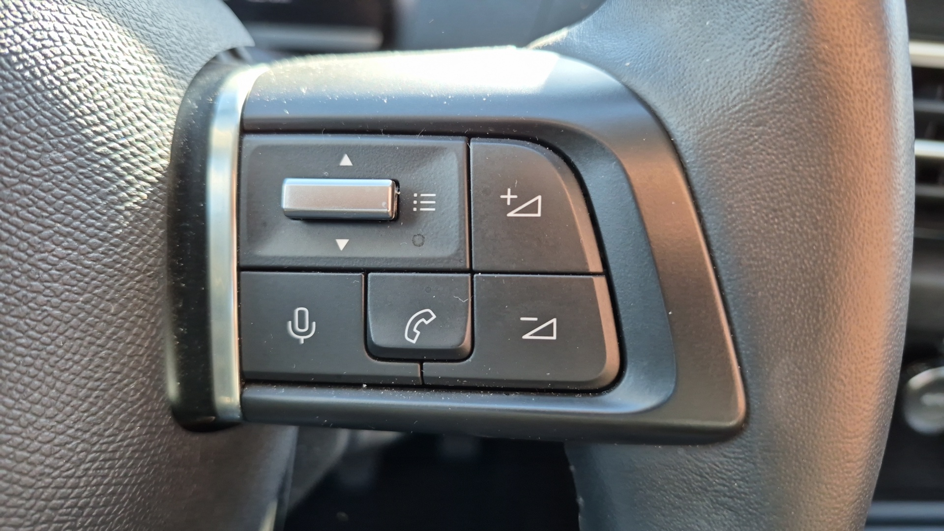 CITROEN C4 PURETECH 130CH.BVM PLUS