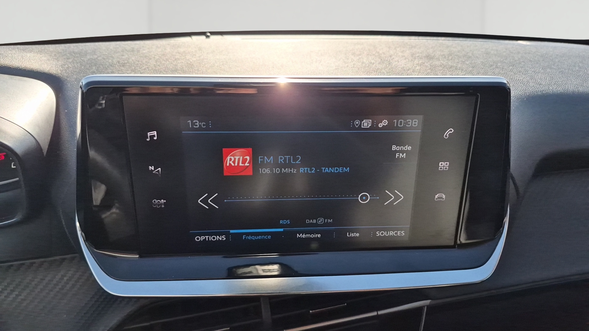 PEUGEOT 208 ALL PT100 BVM