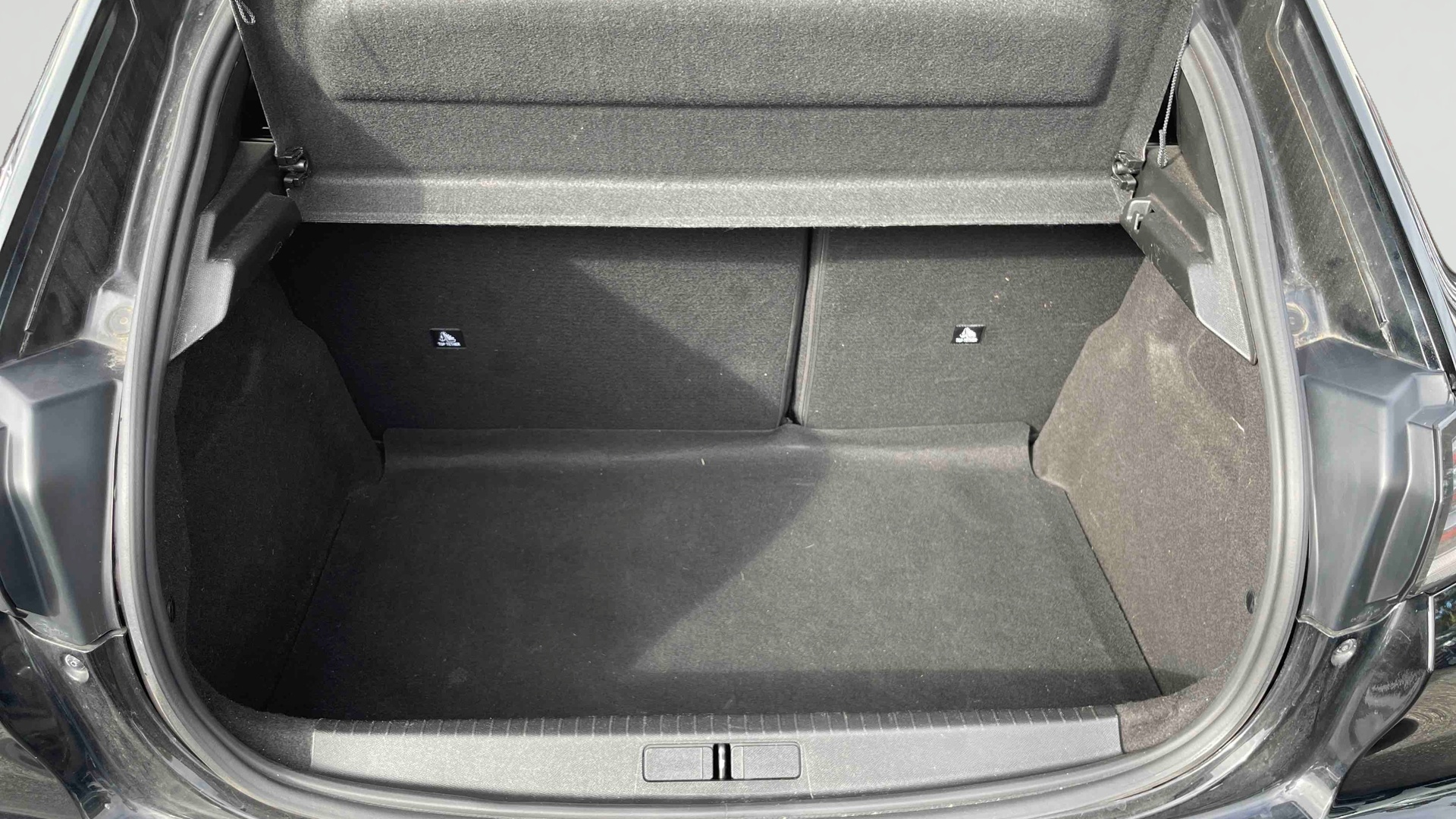 PEUGEOT 208 PureTech 100 S&S BVM6 Allure