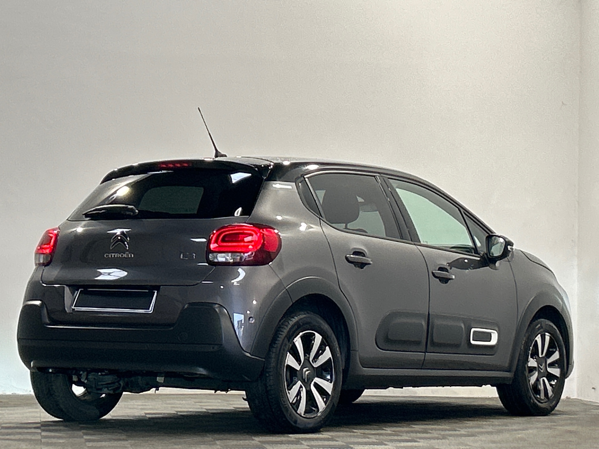 CITROEN C3 PT110 S&S BVM6 SHINE